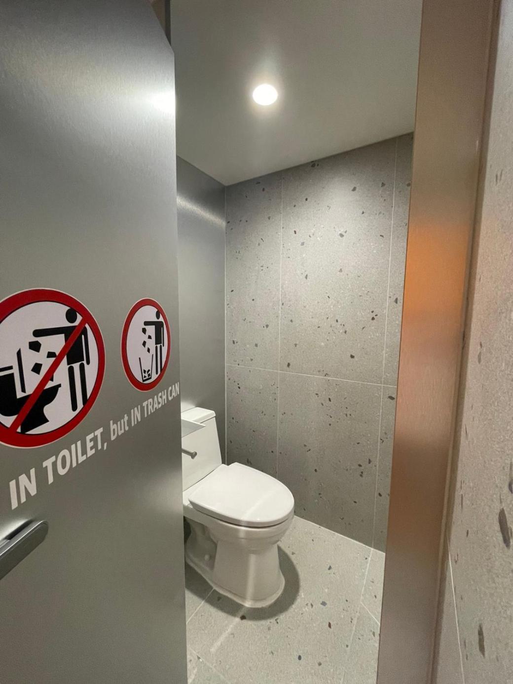 Capsule hotel Cube Myeongdong